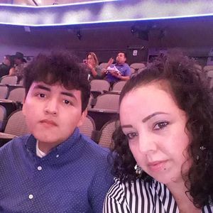 Meet your Posher, Gladys